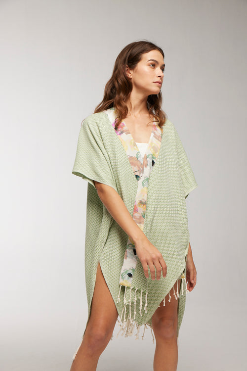 Elegant Kaftan Robe With Silk Bordure - Pista Green